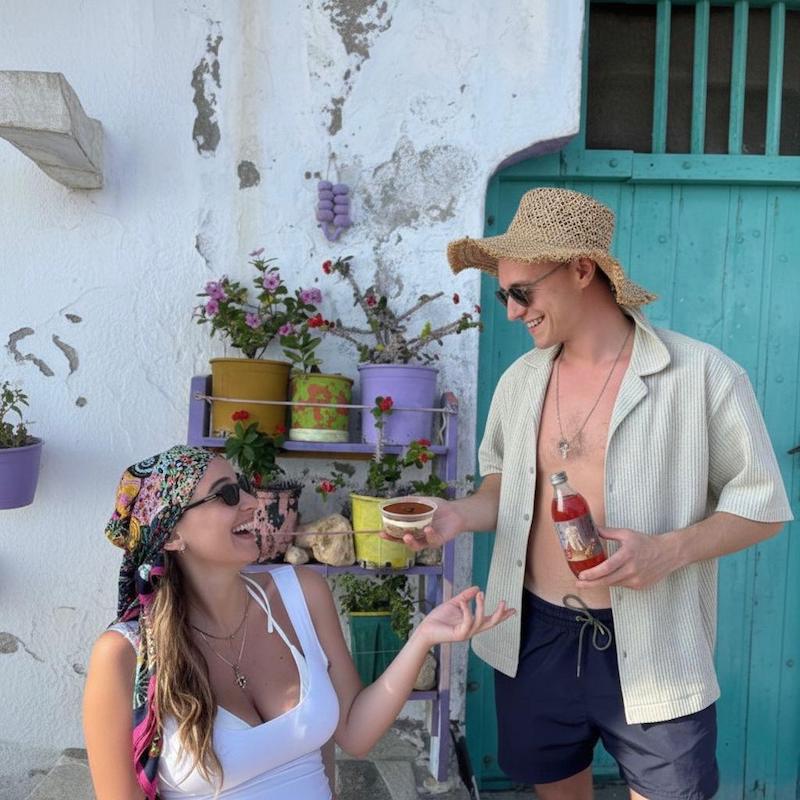 ❤️ ვალენტინობის დღისთვის აირჩიე სიყვარული გააზრებულად.
ამ დღის აღსანიშნავად გთავაზობთ 14% ფასდაკლებას ყველა პროდუქტზე ონლაინ მაღაზიაში namu.ge, გამოიყენეთ კოდი: LOVE14.
✨ მოქმედებს 15 თებერვლამდე
✨ ვრცელდება მხოლოდ ონლაინ შეძენებზე
გააზიარე სიყვარული. აჩუქე ზრუნვა. აირჩიე გააზრებულად.
#ვალენტინობა #აირჩიესიყვარული #namu